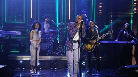 Vince Staples Performs "Lemme Know" With Jhené Aiko and the Roots on "The Tonight Show" | Pitchfork