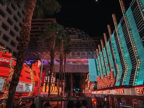 Rooftop Bars in Las Vegas: 7 Places to Drink with a View - Bounce