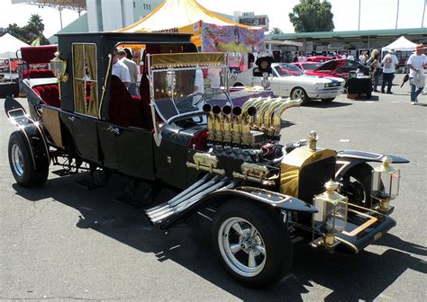 Iconic Cars: The Addams Family “Hearse”