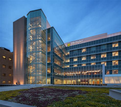 NoliWhite | University Hospital, part of University of Missouri Healthcare, Patient Care Tower