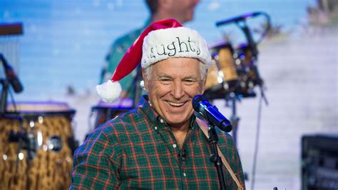 Watch Jimmy Buffett sing ‘Wonderful Christmastime’ live on TODAY - TODAY.com