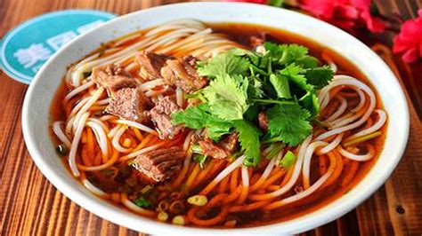 Food in Hunan, taste in Changsha - Changsha rice noodles, flexible and fragrant, mellow and ...