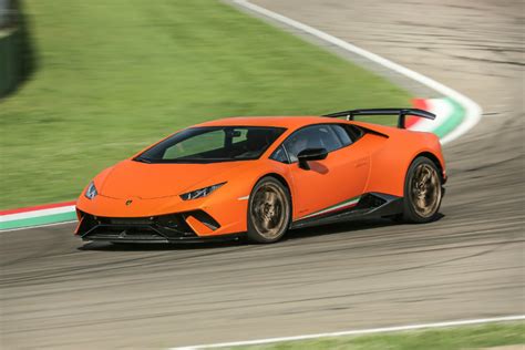 Lamborghini Huracan Performante review | Torque