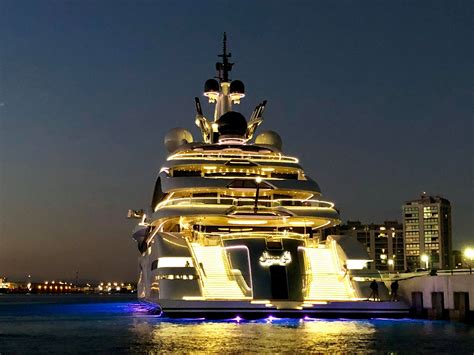 AL LUSAIL Yacht • Emir du Qatar $500M Superyacht