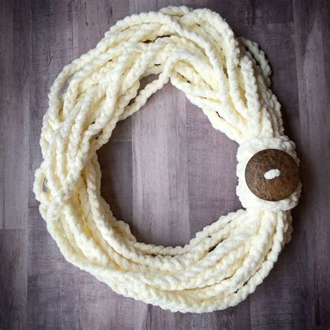 Easy Crochet Chain Stitch Scarf | Crochet chain stitch, Crochet chain, Crochet chain scarf