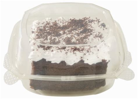 Bakery Fresh Chocolate Cake with Vanilla Whipped Icing, 6 oz - Fred Meyer