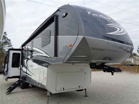 2018 New Forest River Cardinal Luxury 3456RLX(GP) Fifth Wheel in Mississippi, MS ...