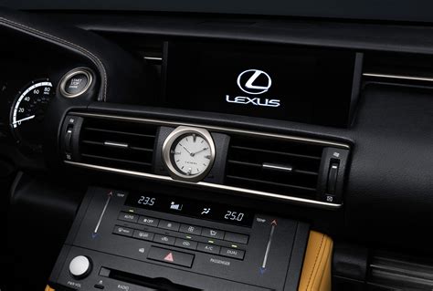 lexus-rc-interior-tokyo-3