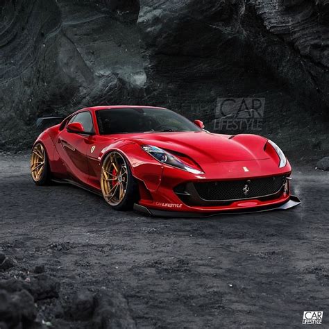 Ferrari 812 Superfast Custom