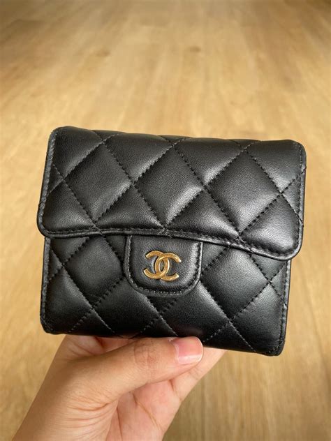 Chanel Classic Small Flap Wallet in Black Lambskin, Women's Fashion ...