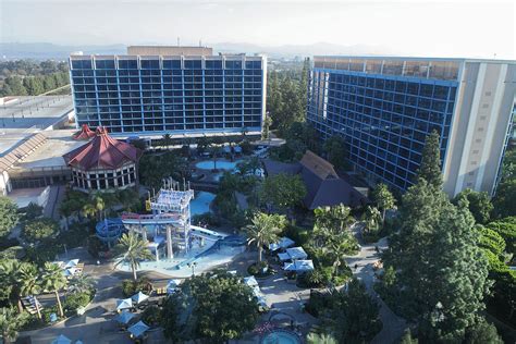 Disneyland Hotel | I wish you were here