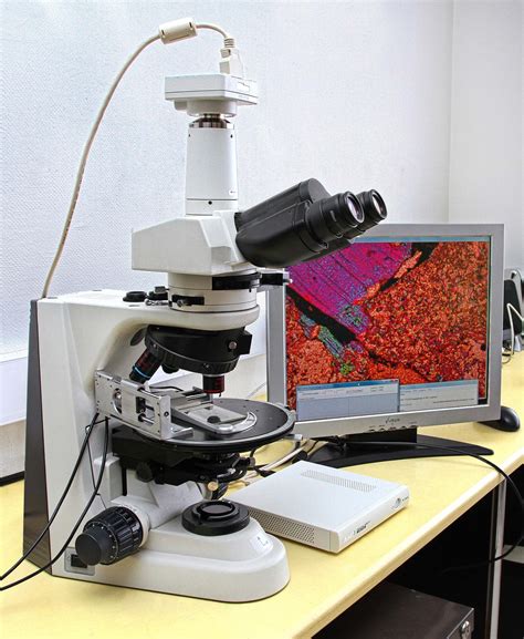 Automated photo-microscope supports rock analysis | Engineer Live