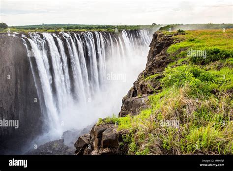 Amazing Victoria Falls, Zambezi River, Zimbabwe and Zambia Stock Photo ...