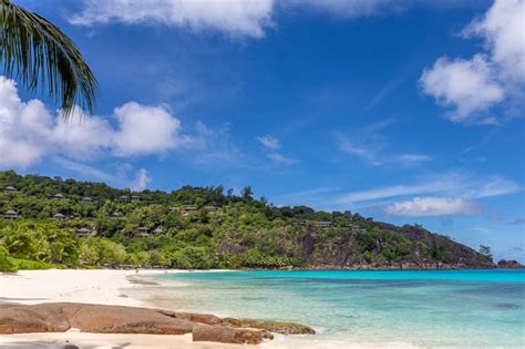 The 10 Best Seychelles Beaches - Finding the Universe