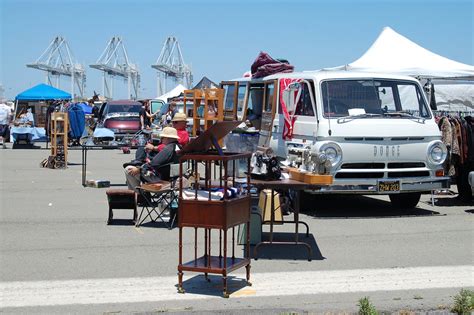 Alameda Antique Fair | 4 July 2010 Alameda, California | mayka | Flickr