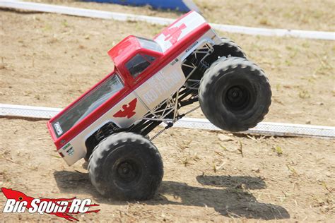 Monster Truck Madness – New Duratrax Munition Monster Truck Tires « Big Squid RC – RC Car and ...