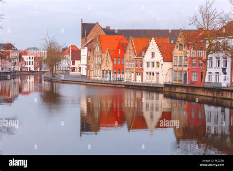 City view of Bruges canal with beautiful houses Stock Photo - Alamy