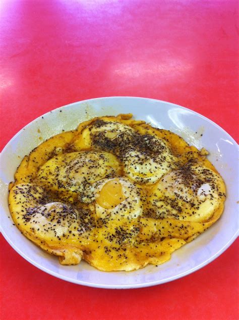 BSOM: Arab Breakfast 101: Grandma's Fried Eggs, Hummus + Ful