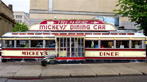 The Surprisingly Practical Reason So Many Old Diners Look Like Train Cars