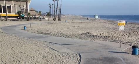 Belmont Shore Beach in Long Beach, CA - California Beaches