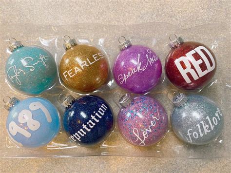 I made some Swiftie ornaments! 🎄 : TaylorSwift | Taylor swift christmas ...