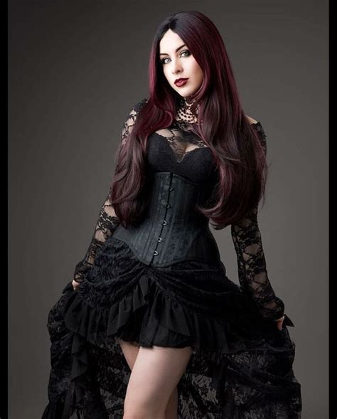 В готическом зале , в готическом зале | Gothic outfits, Gothic fashion ...