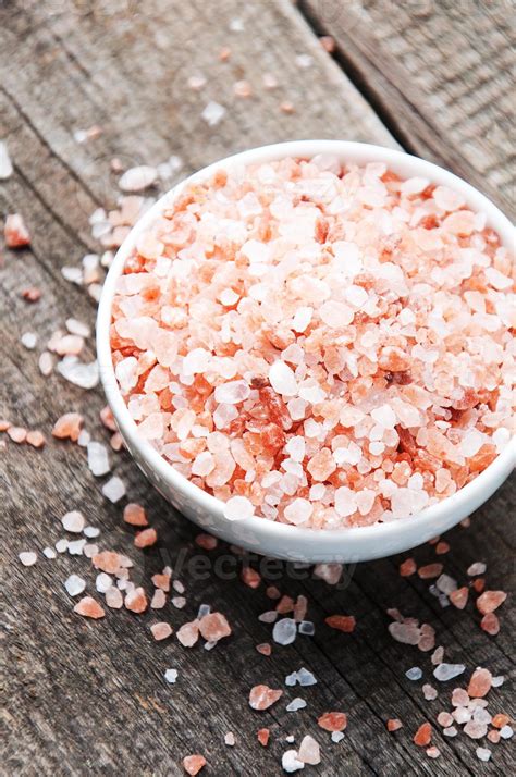 Pink salt from the Himalayas 5077121 Stock Photo at Vecteezy