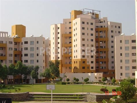 Magarpatta City Daffodils Apartment in Hadapsar, Pune - Price, Location Map, Floor Plan ...