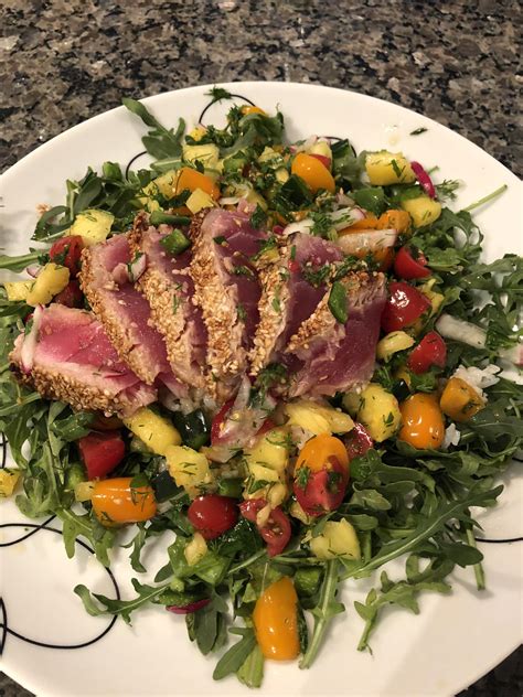 Sesame encrusted tuna steak [homemade] : r/food