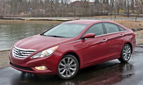 2013 Hyundai Sonata Pros and Cons at TrueDelta: 2013 Hyundai Sonata SE Review by Michael Karesh