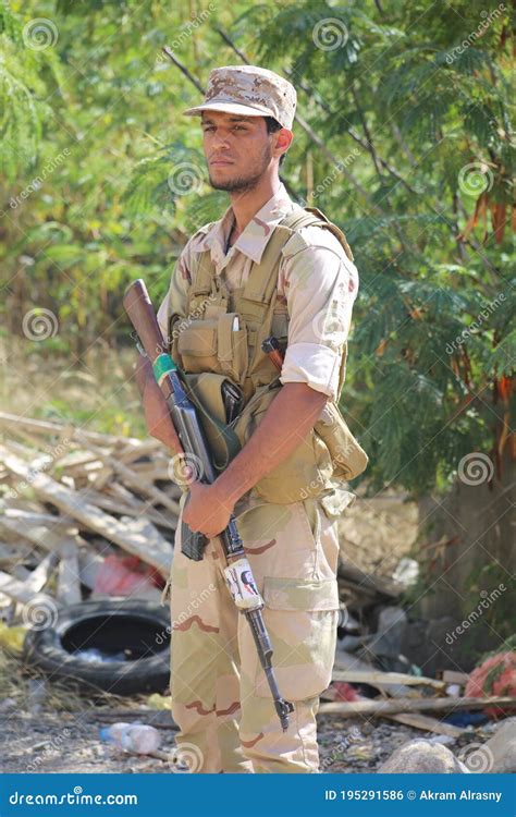 A Yemeni Fighter in the Ranks of the National Army Fighting Against the Houthi Militia Editorial ...