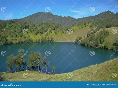 Ranu Kumbolo Lake, Indonesia Stock Photo - Image of tengger, water ...