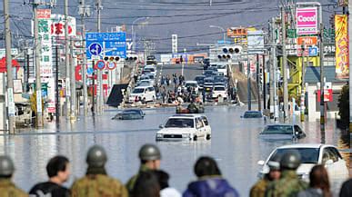 Shocking Videos and Photos from the 2011 Japan Earthquake and Tsunami