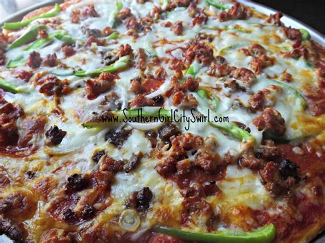 Southern Girl. City Swirl.: My Favorite Homemade Pizza Crust