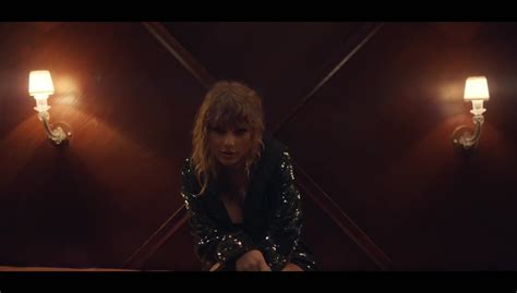 PHOTOS: Screen Captures From Taylor Swift's "End Game" Music Video - Page 16