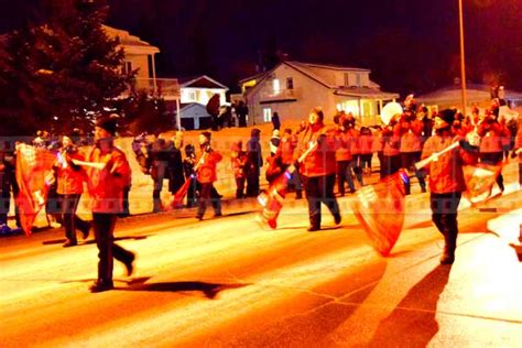 Quebec winter carnival night parade, unique and fun travel idea for all ages (Part 1)