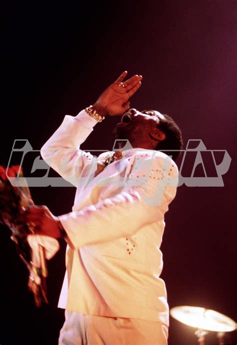 Photos of AL GREEN performing live in London - 09 Jul 1994. | IconicPix ...