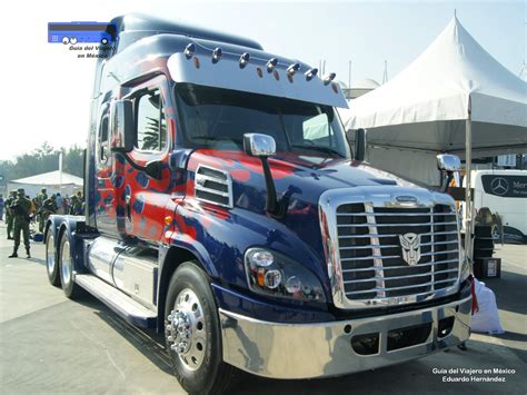 Optimus Prime Freightliner