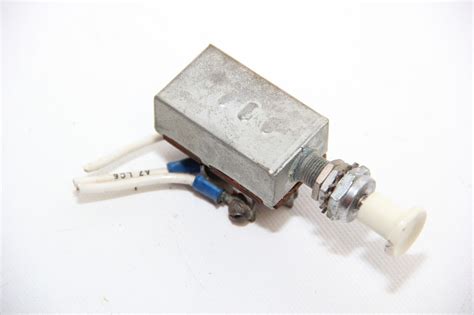 Cessna 150 Landing Light 2 Stage Switch (Push-Pull), P/N: 0713026-5 for Sale - SimHQ.com