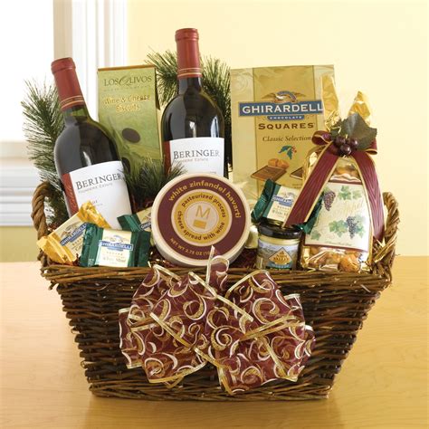 Cora's Food & Pastries: Gift Baskets