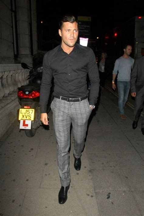 30 Best Ways To Wear Plaid Pants To Work This Summer | Ropa de hombre casual elegante, Ropa ...