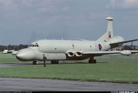 British Aerospace Nimrod AEW3 - UK - Air Force | Aviation Photo #0999455 | Airliners.net