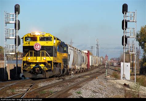 RailPictures.Net Photo: NS 1069 Norfolk Southern EMD SD70ACe at Chicago, Illinois by Nick Hart ...