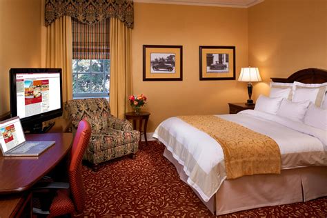 Hotels in Dearborn, MI | The Dearborn Inn, A Marriott Hotel