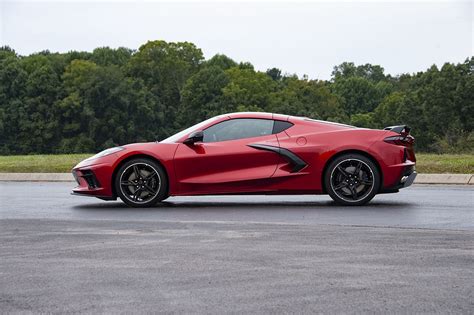 2022 Chevrolet Corvette Adds Three New Exterior Colors - autoevolution