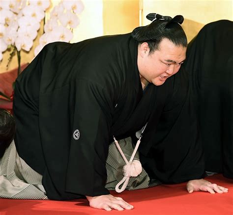 (Sumo) Rare Yokozuna celebrated | The Standard