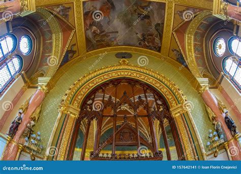 Interior of the Parliament of Budapest, Hungary Editorial Photo - Image ...