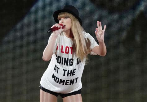 Taylor Swift's Santa Clara concert broke the curfew at Levi's Stadium for a second time ...