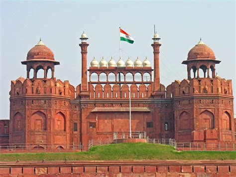 Red Fort, Top tourist attractions in Delhi - GoVisity.com