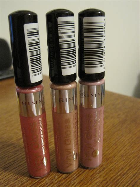 Rimmel London Vinyl Voluptuously Shiny Lip Gloss reviews in Lip Gloss - ChickAdvisor